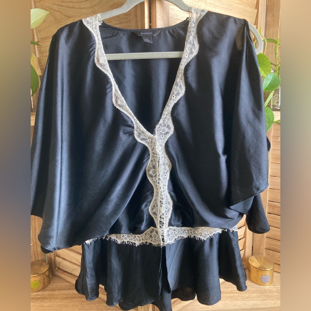 Express Silk Lace Kimono Top
